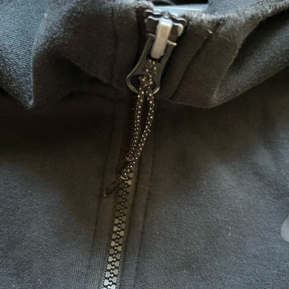 Nike Men's Black Full-Zip Windbreaker - Picture 5 of 8